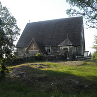 Pyhän Olavin kirkko kesällä 2