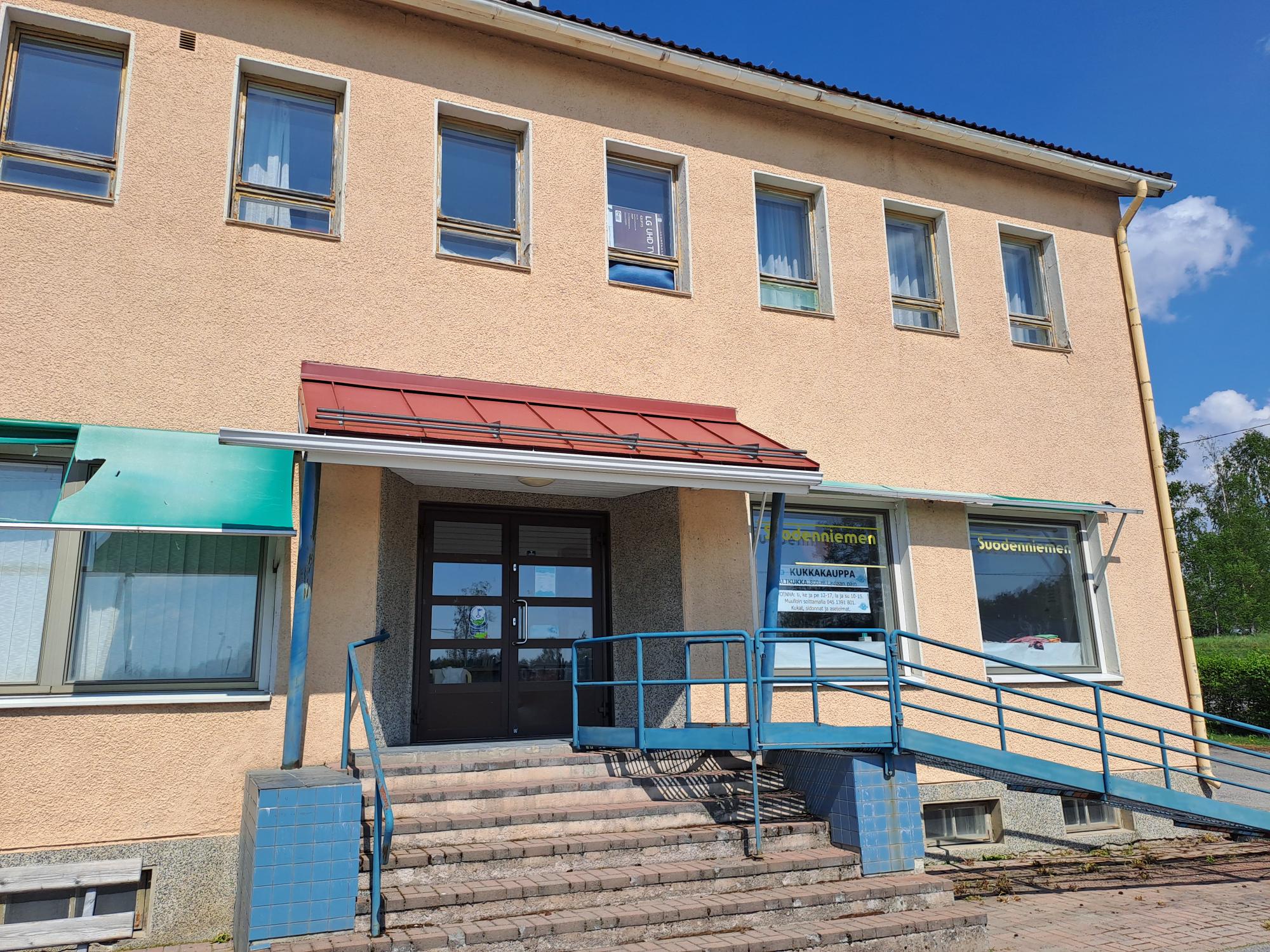 julkisivu 